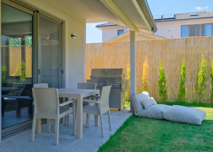 Arzu Cottage